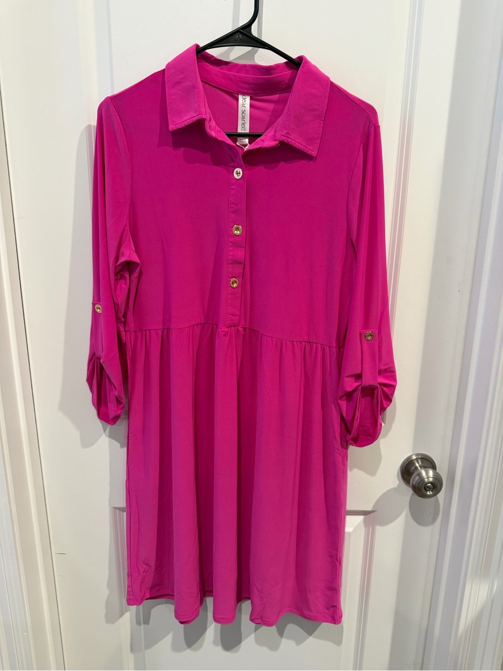 NWT Dear Scarlett Dress Size Medium